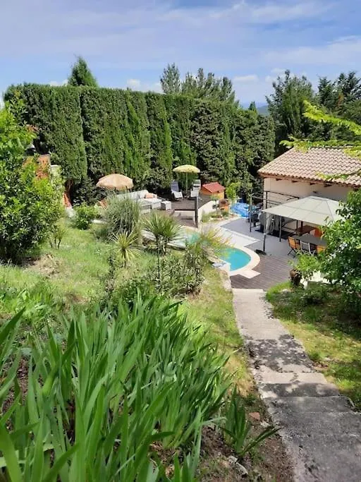 Bora Bora Maison Les Palmiers. Venelles 0*,